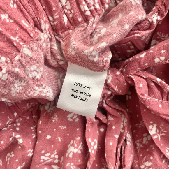 SO Super High Rise Soft Shortie Flowy Pink Shorts Floral Pattern Pockets Sz Med - Picture 7 of 8